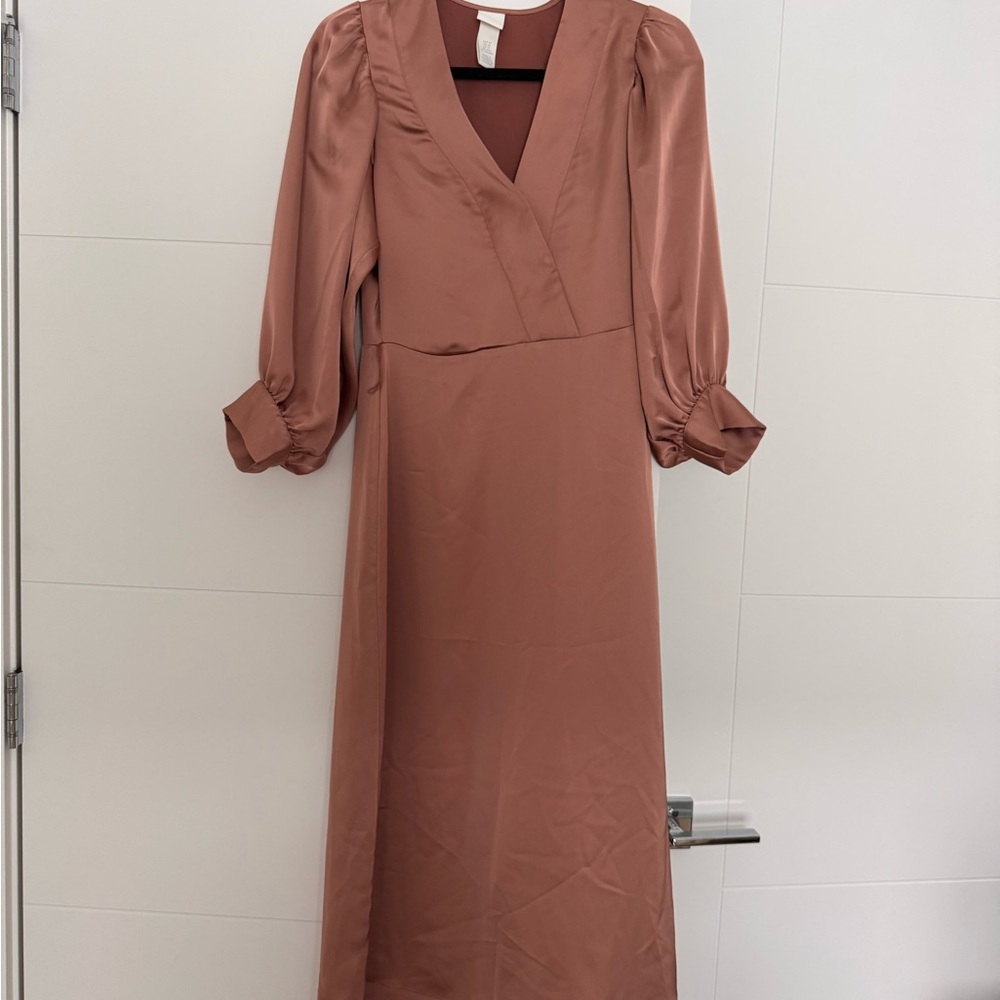 H&M Dusty Rose Wrap-Style Midi Dress